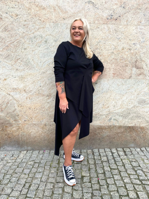 Sukienka ALANI Sun Sun Sukienka ALANI Sun Sun