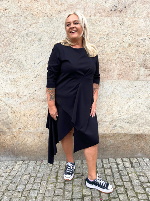 Sukienka ALANI Sun Sun Sukienka ALANI Sun Sun
