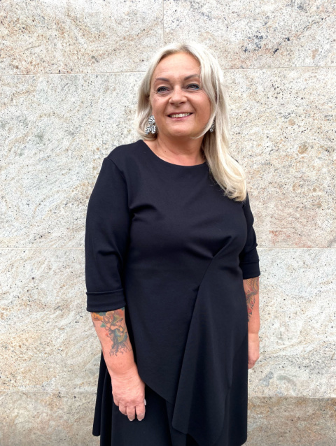 Sukienka ALANI Sun Sun Sukienka ALANI Sun Sun