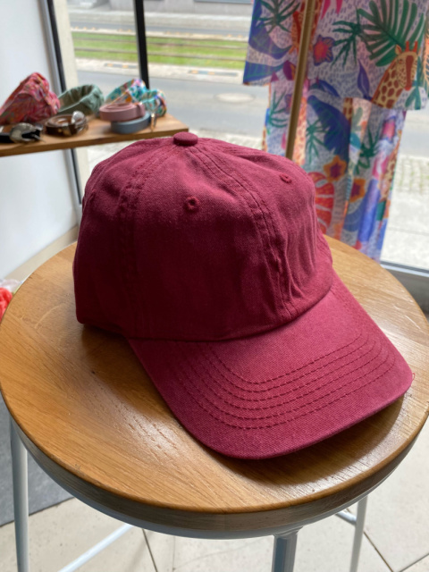 Czapka LIVI bordo Czapka LIVI bordo