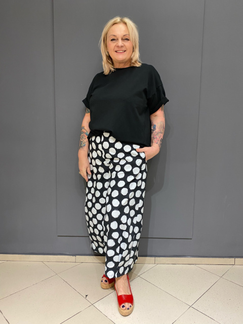 Bluzka Bluza FIDŻI czarna Wendy Trendy Bluzka Bluza FIDŻI czarna Wendy Trendy