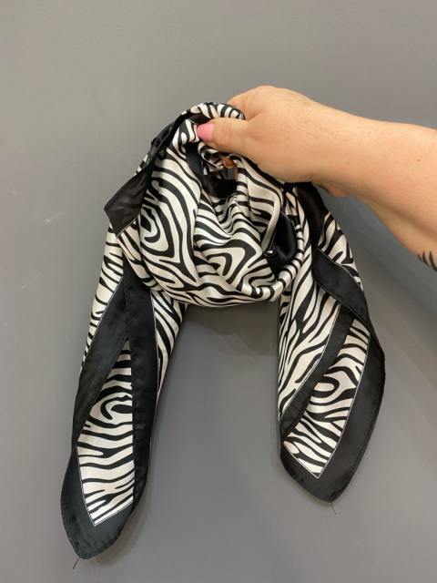 Apaszka XXVI zebra Apaszka XXVI zebra