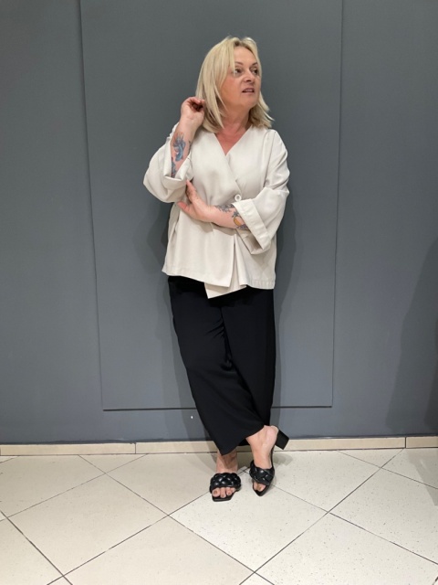 Kimono MAURIS beżowe Rivabella Kimono MAURIS beżowe Rivabella