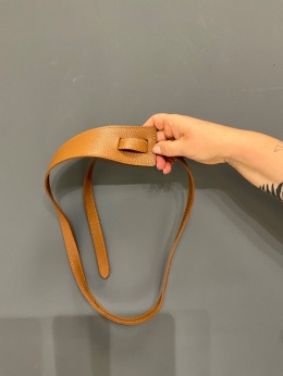 Pasek AGA camel skóra