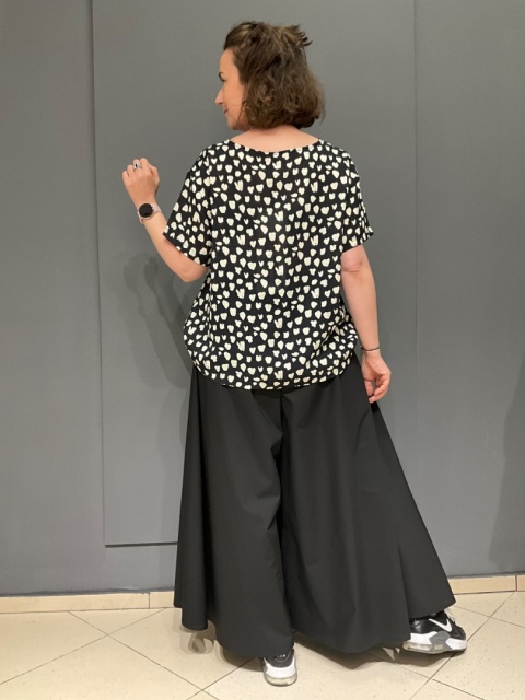 Spodnie Kuloty NERON Wendy Trendy nero Spodnie Kuloty NERON Wendy Trendy nero