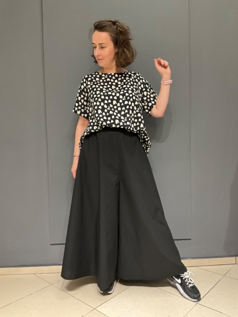 Spodnie Kuloty NERON Wendy Trendy nero Spodnie Kuloty NERON Wendy Trendy nero
