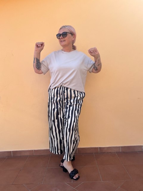 Bluzka Bluza FIDŻI Wendy Trendy sabbia Bluzka Bluza FIDŻI Wendy Trendy sabbia