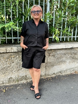 Szorty ELENA nero