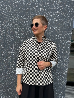 żakiet zapinana na guziki