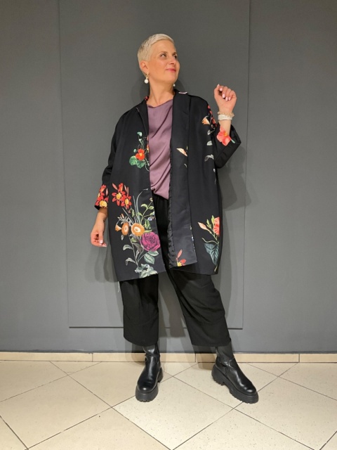 Płaszcz DALI Wendy Trendy kwiaty Płaszcz DALI Wendy Trendy kwiaty