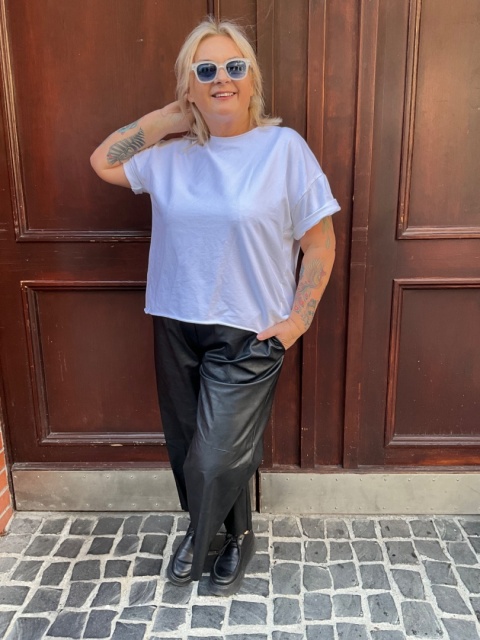 Bluzka Bluza FIDŻI Wendy Trendy bianco Bluzka Bluza FIDŻI Wendy Trendy bianco