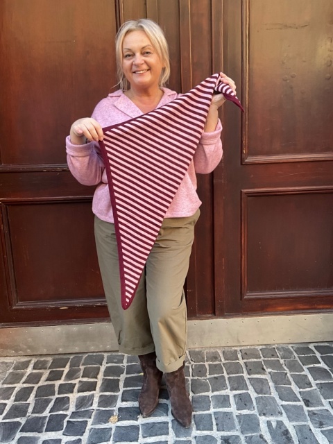 Chusta SONIA burgund rosa Chusta SONIA burgund rosa