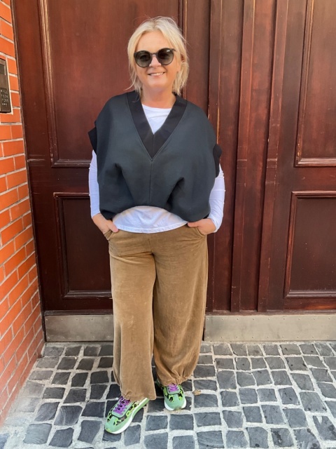 Kamizelka bluza ADELE Wendy Trendy nero Kamizelka bluza ADELE Wendy Trendy nero
