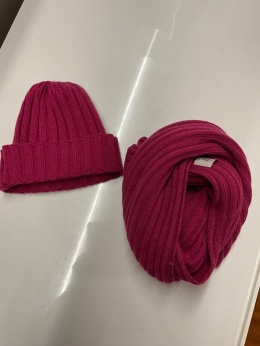 Czapka i szal MIRA fuksja