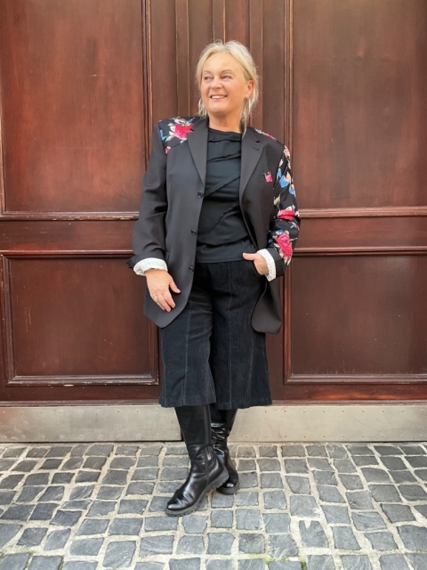 Spodnie bermudy DALTON Wiya nero