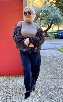 Kaszmirowy Basic Fox II latte