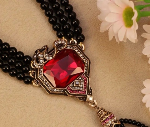 Naszyjnik LAKS czarny