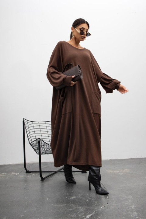 Sukienka OTULINE Miss City choco