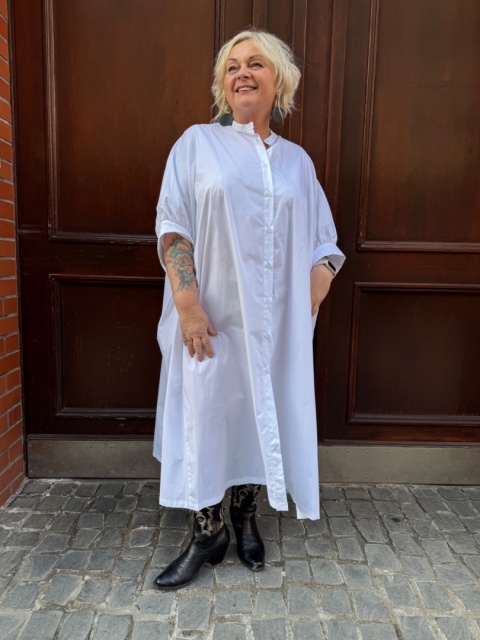 Sukienka BONITA Wendy Trendy biała