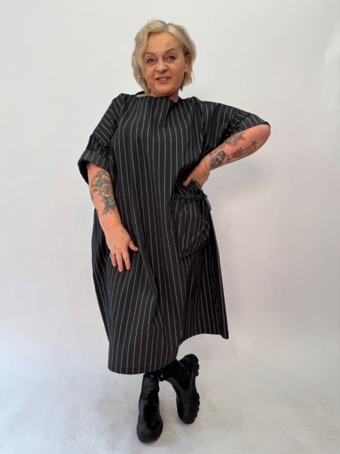 Sukienka ZONA Wendy Trendy czarna