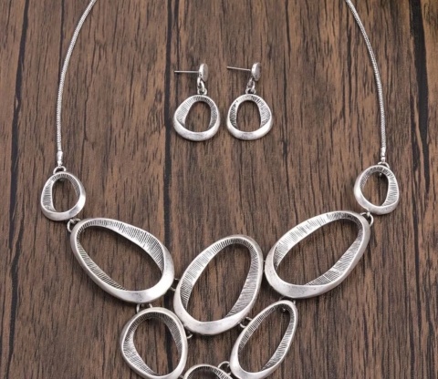 Naszyjnik i kolczyki KRIKO