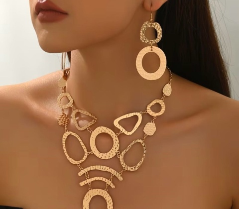 Naszyjnik i kolczyki LECO