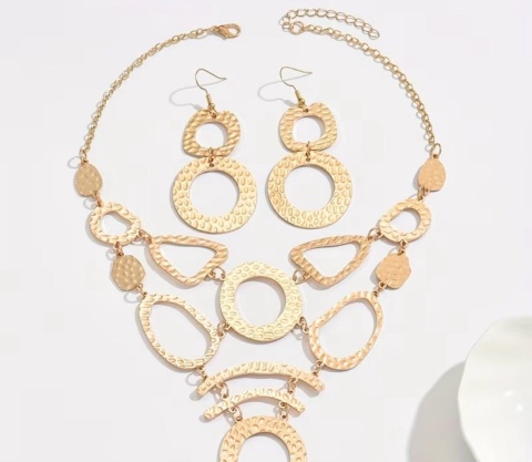 Naszyjnik i kolczyki LECO