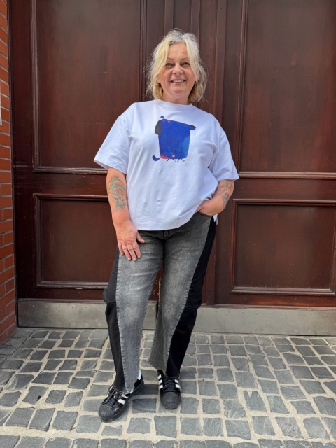 T-shirt TOMI Rivabella piesek biały