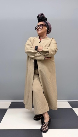 Komplet spodnie blezer AMORA Rivabella camel