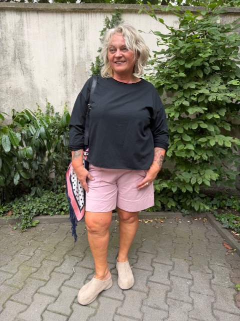 Bluza FIDŻI long Wendy Trendy czarna