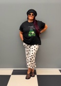T-shirt TOMI Rivabella PIES czarny