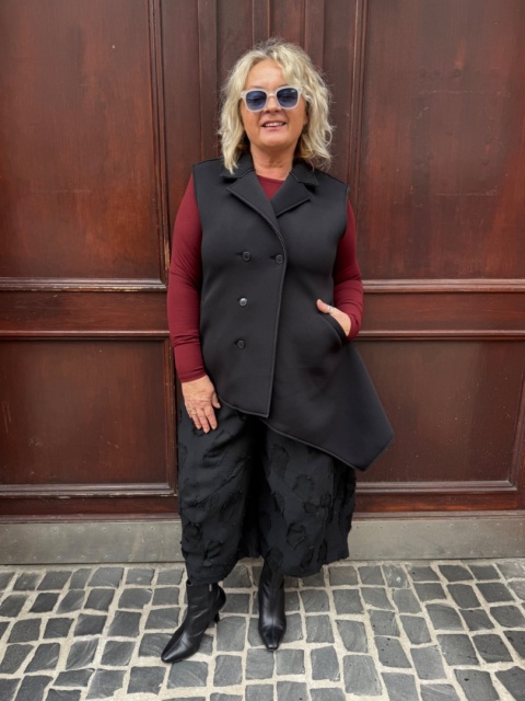 Kamizelka KAMEA Wendy Trendy czarna