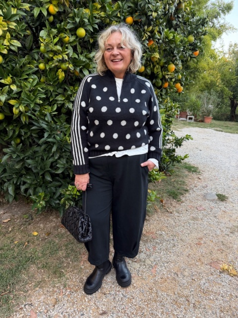 Sweter DOT