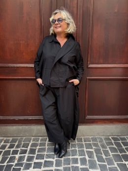 Blezer Paris Wendy Trendy – asymetria i efektowny kołnierz | Premium