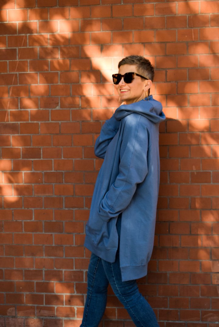bluza z rozcięciami bluza z rozcięciami
