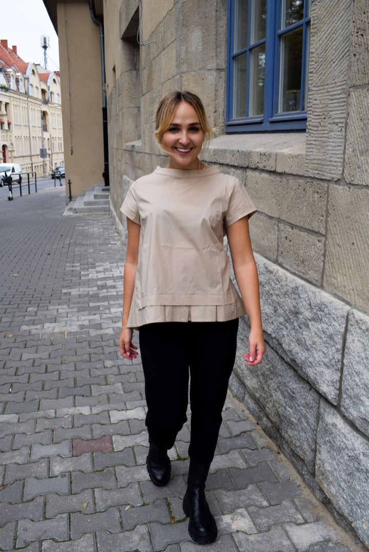 beżowa bluzka beżowa bluzka