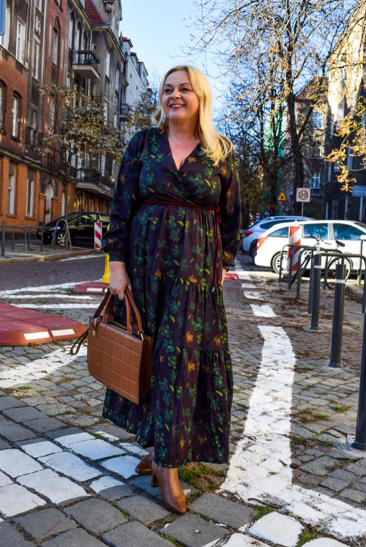Sukienka plus size Sukienka plus size