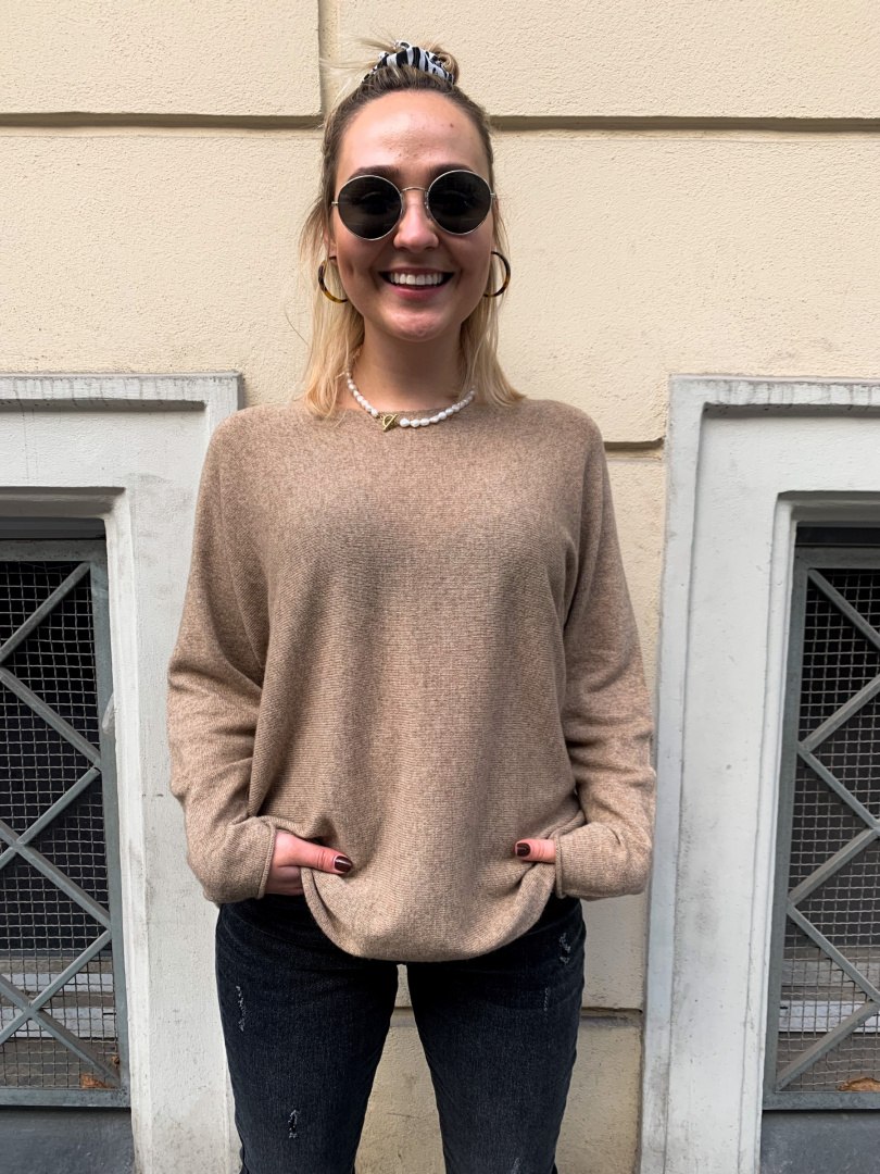 sweter z wełną sweter z wełną