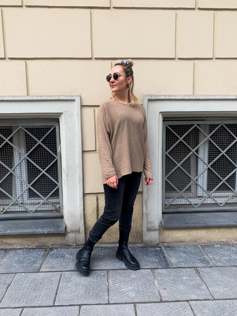 sweter beżowy sweter beżowy