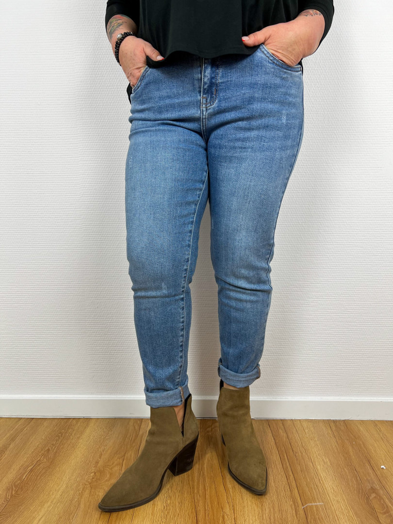 elastyczne jeansy