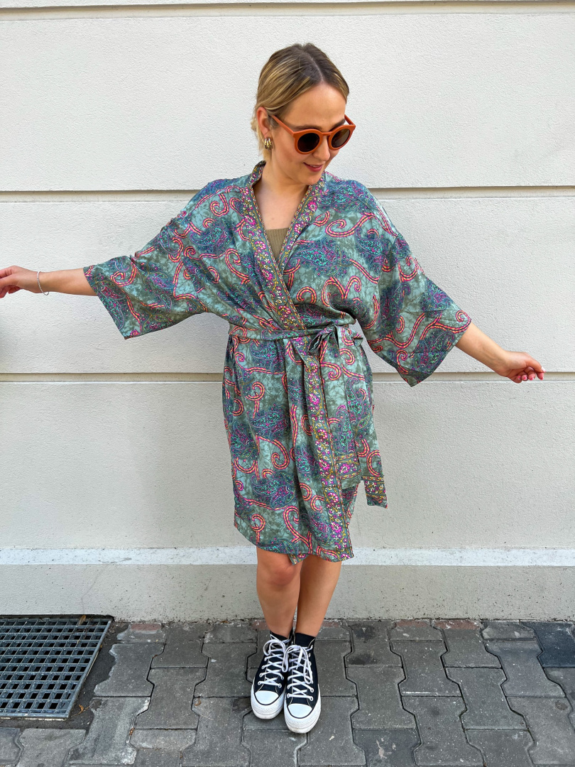 Kimono KIMO short XVII Kimono KIMO short XVII