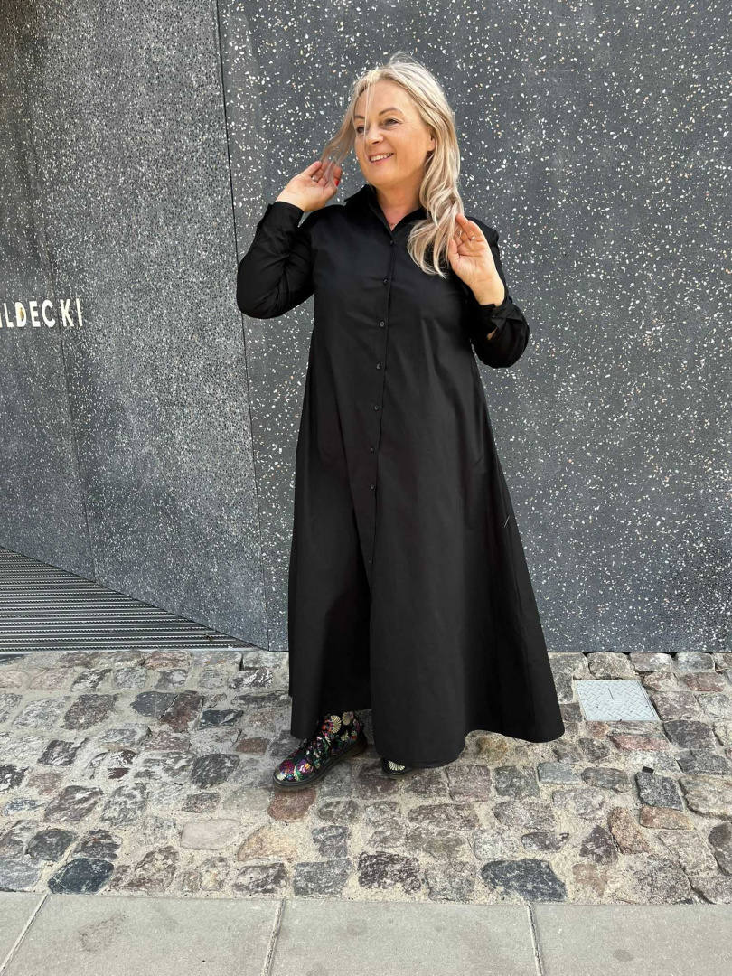 Sukienka KIRA czarna