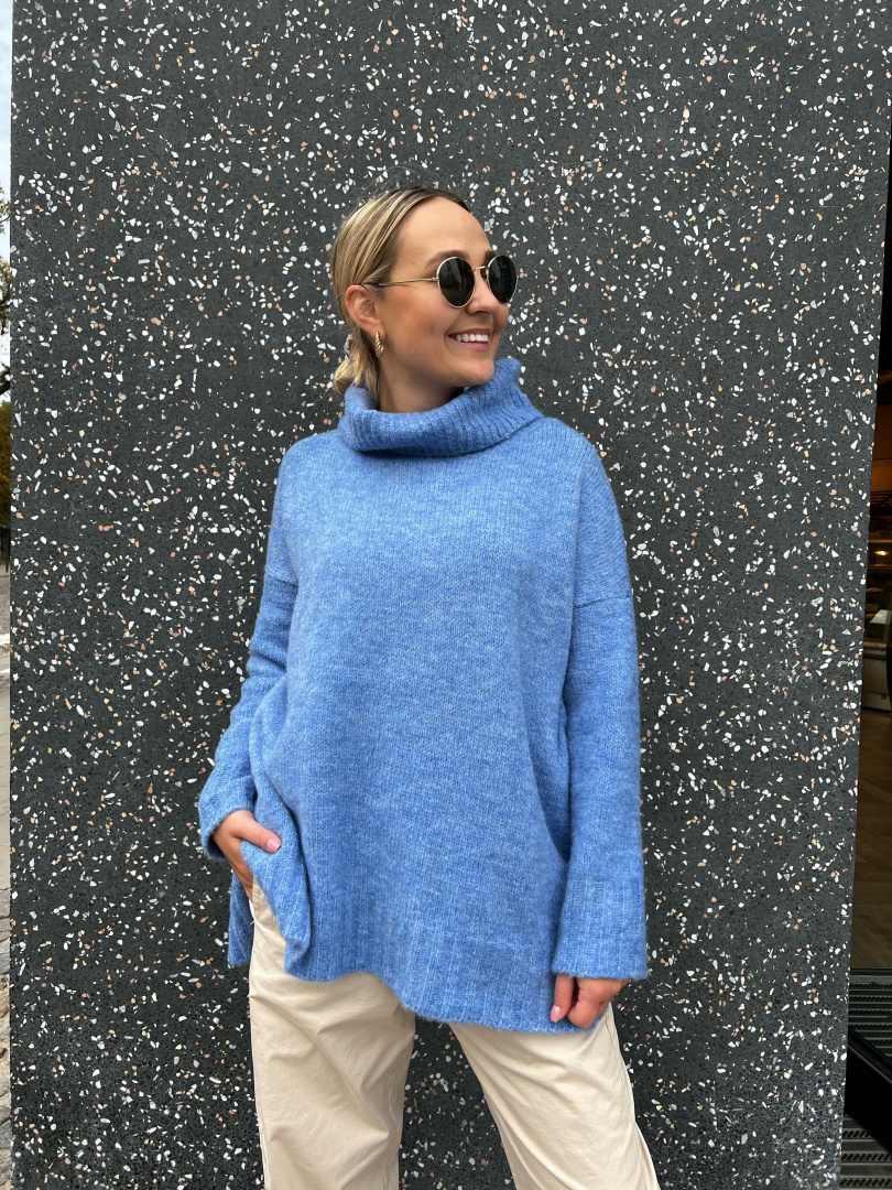 Sweter VERA baby blue Sweter VERA baby blue