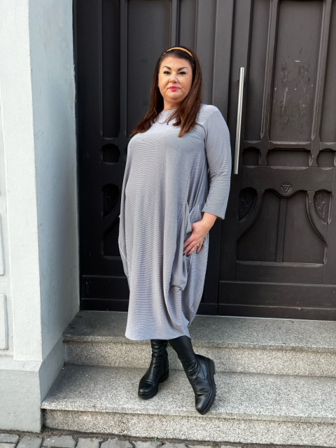 Sukienka VIKI Wendy Trendy paseczki Sukienka VIKI Wendy Trendy paseczki