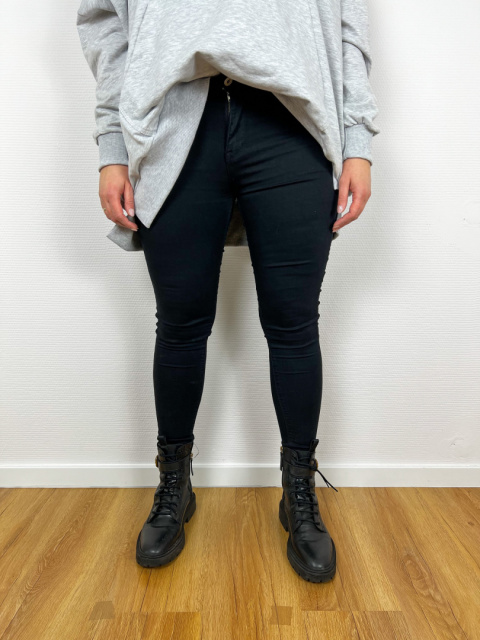Spodnie Jeansy rurki Black Spodnie Jeansy rurki Black