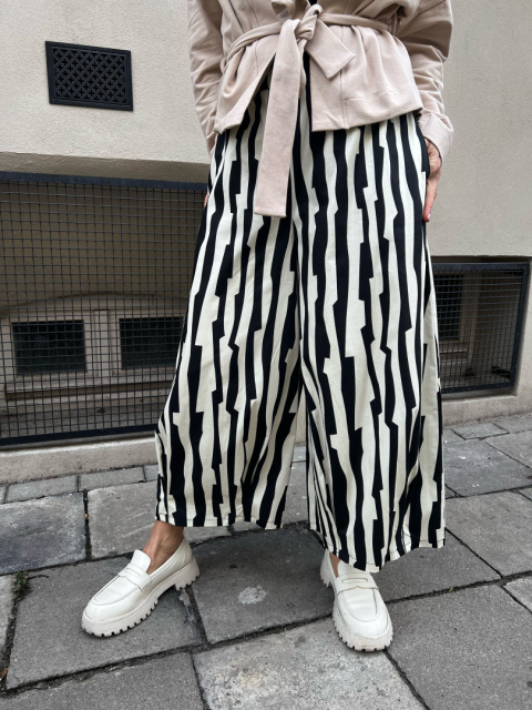 Spodnie Kuloty PULO Wendy Trendy zygzak Spodnie Kuloty PULO Wendy Trendy zygzak