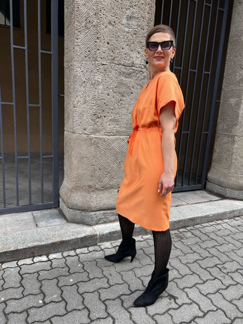 Sukienka DOLORES Sukienka DOLORES