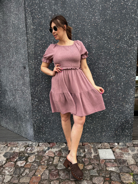 Sukienka FIONA brudny róż Sukienka FIONA brudny róż